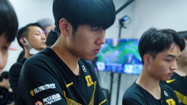 展示了其在 展示了其在