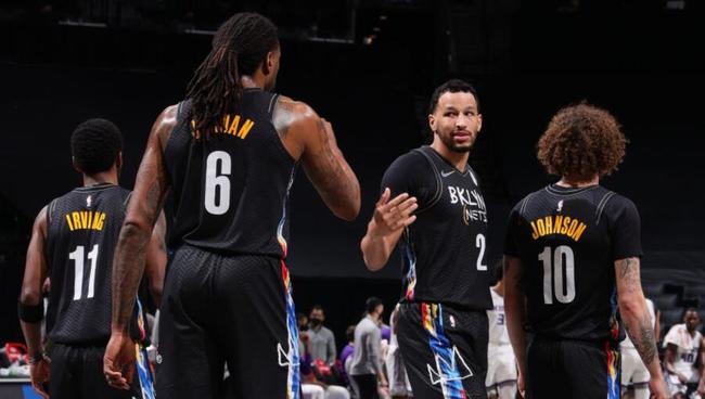 线与辅助游 线与辅助游